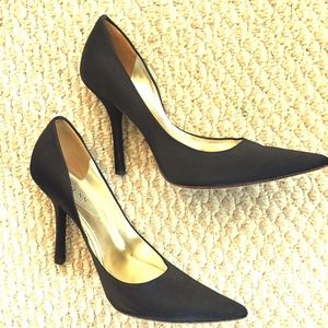 GUESS Black Satin Pumps